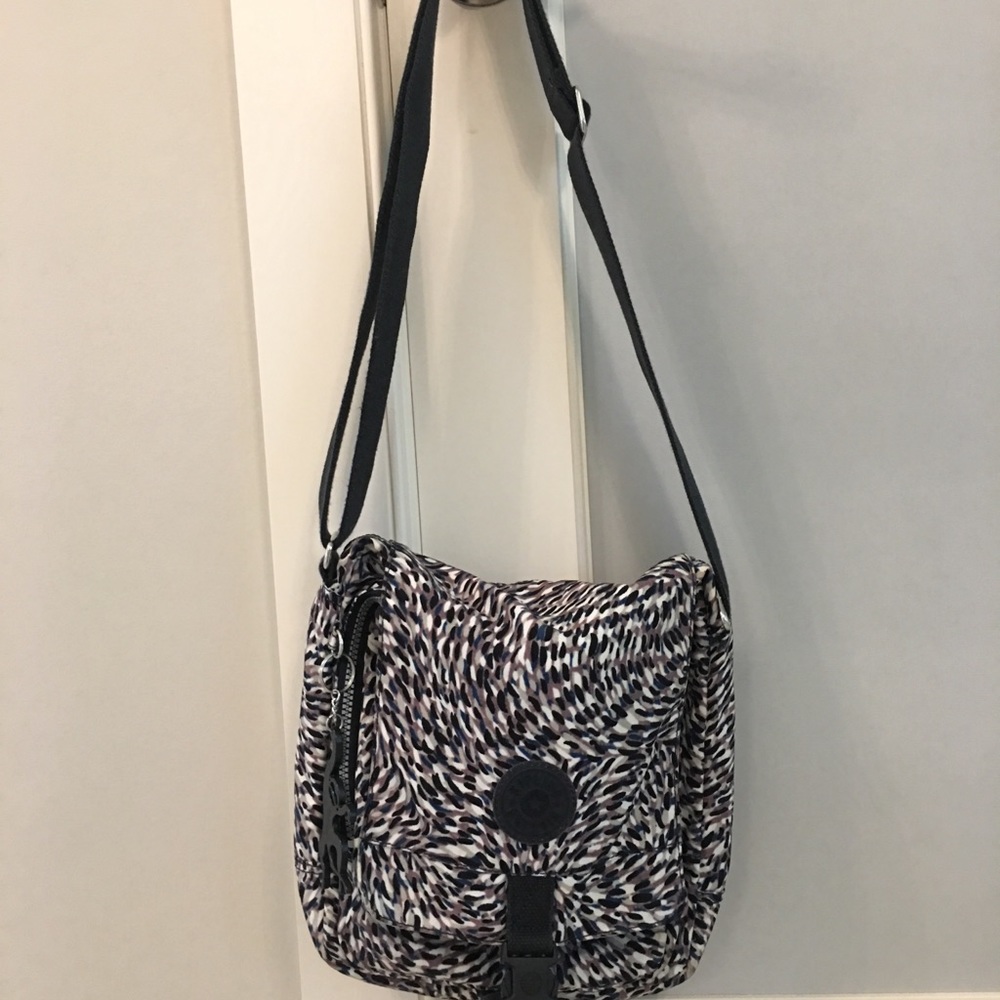Crossbody Kipling bag, unique hard to find pattern